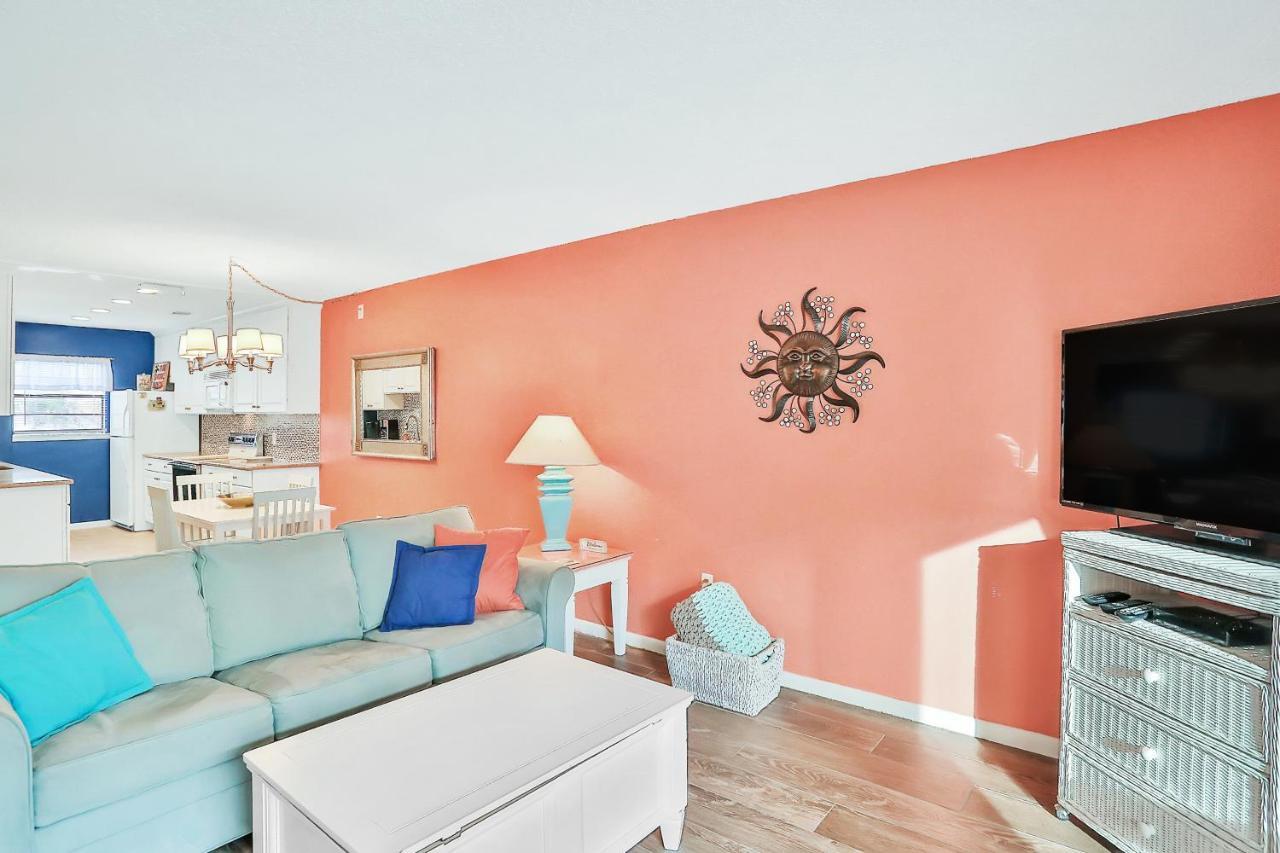 The Beach Escape Clearwater Beach Exterior photo