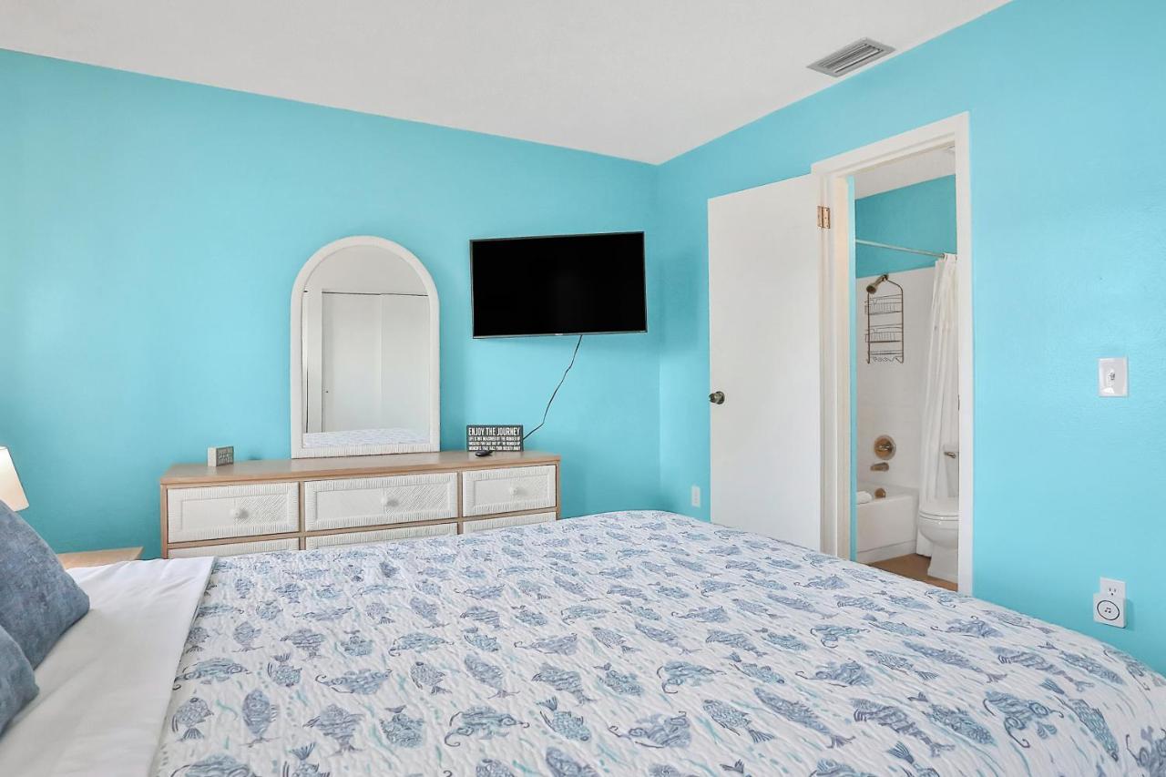 The Beach Escape Clearwater Beach Exterior photo