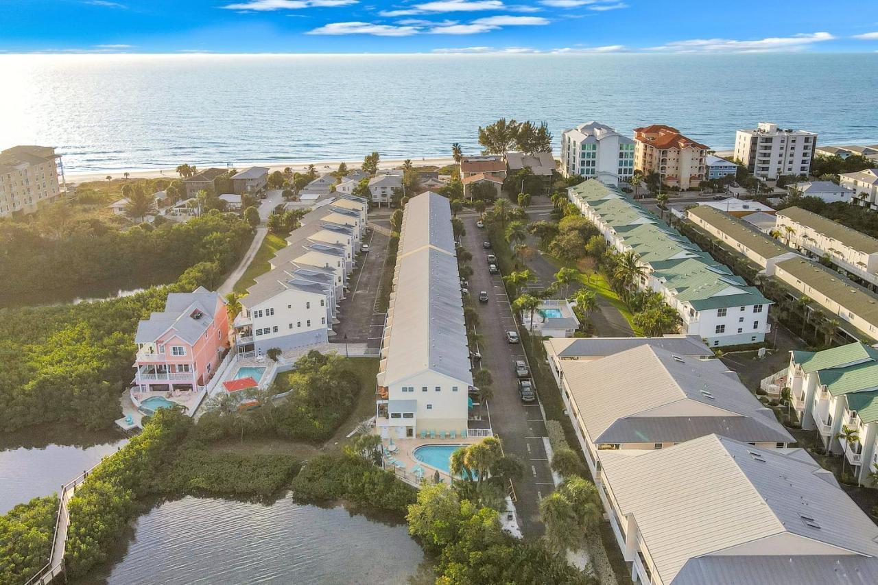 The Beach Escape Clearwater Beach Exterior photo